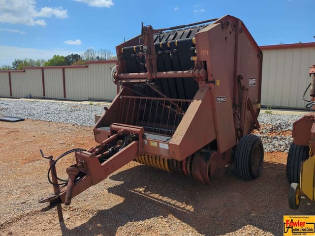 Image of Massey Ferguson 1560 equipment image 1