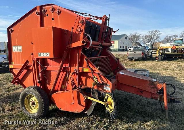 Image of Massey Ferguson 1560 equipment image 3