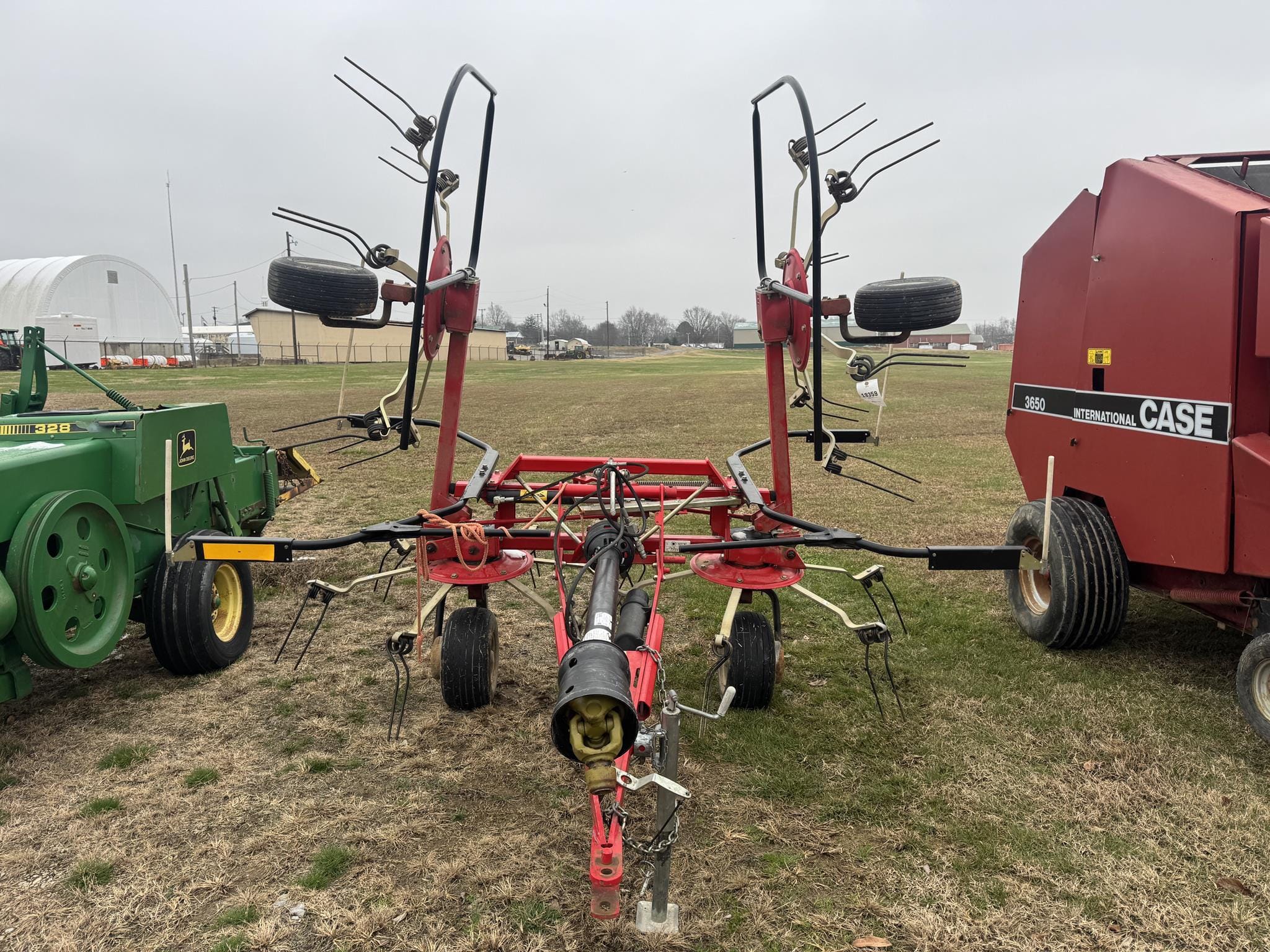 Massey Ferguson TD1635 Equipment Image0