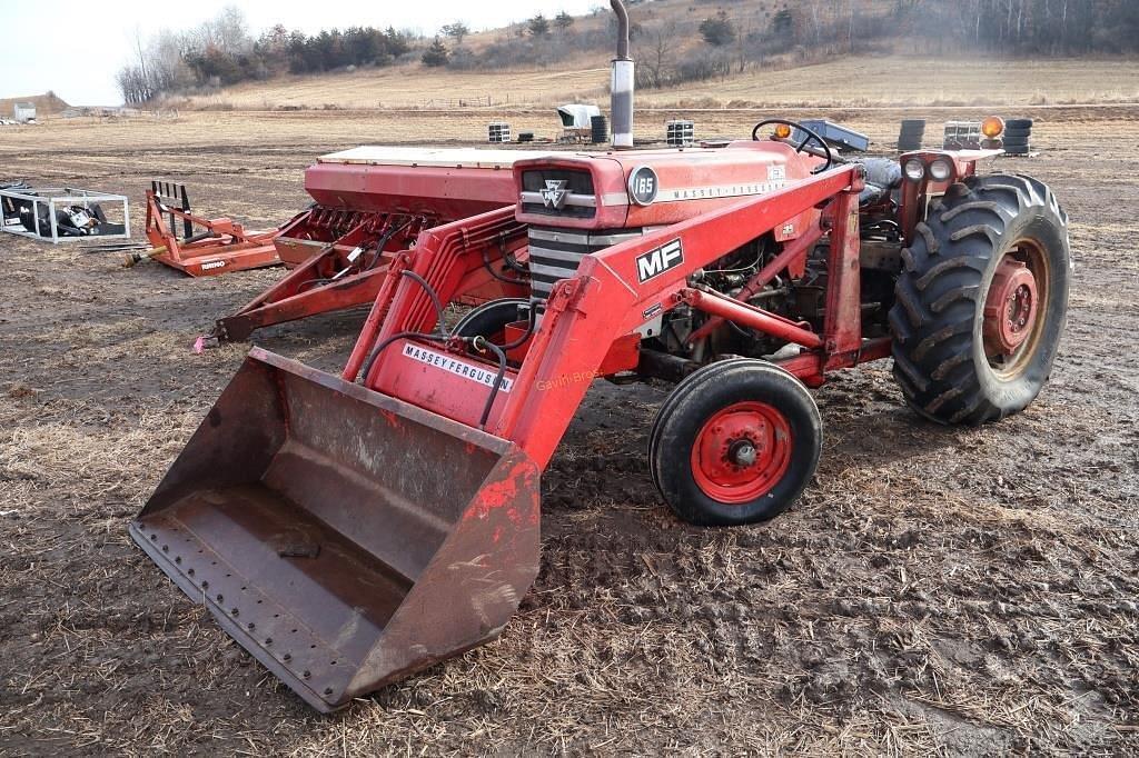 Image of Massey Ferguson 165 Primary image