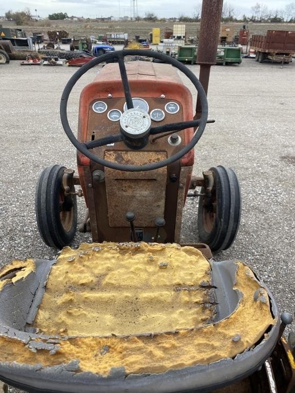 Image of Massey Ferguson 165 equipment image 3