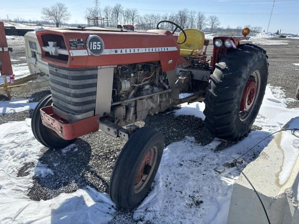 Image of Massey Ferguson 165 Primary image