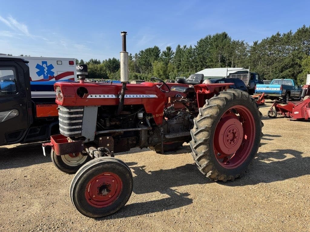 Image of Massey Ferguson 165 Primary image