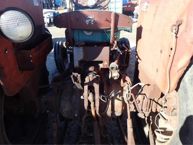 Image of Massey Ferguson 165 equipment image 4