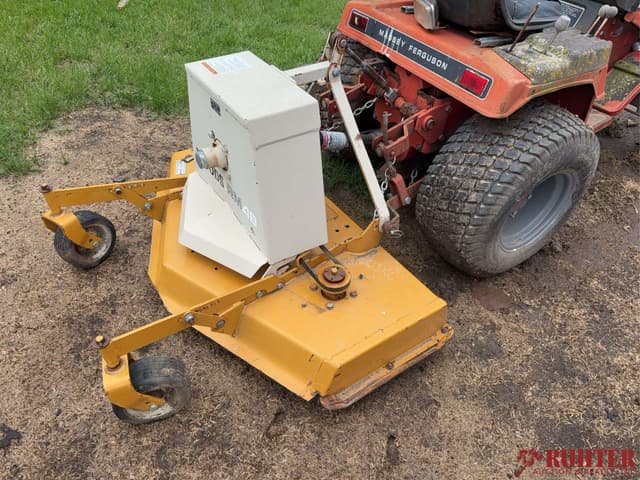Image of Massey Ferguson 1655 equipment image 4
