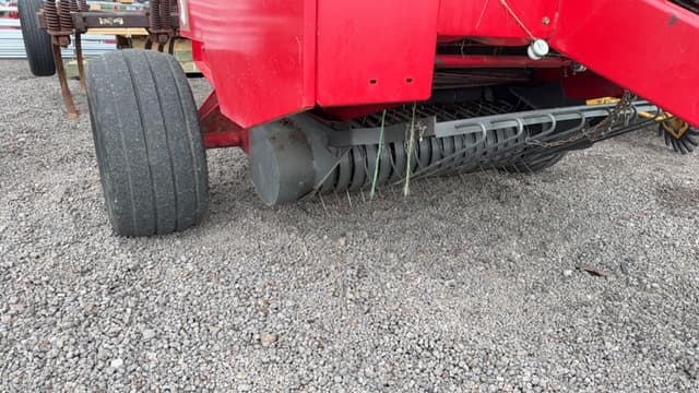 Image of Massey Ferguson 1745 equipment image 2