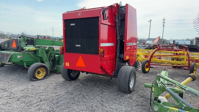 Image of Massey Ferguson 1745 equipment image 3