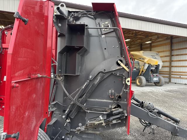 Image of Massey Ferguson 1745 equipment image 4