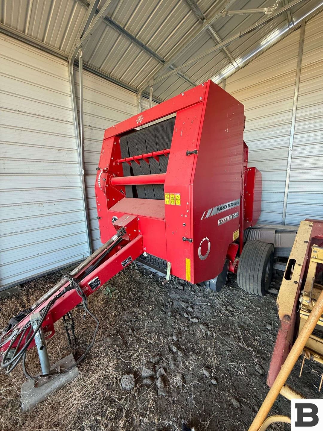 Image of Massey Ferguson 1745 Primary image