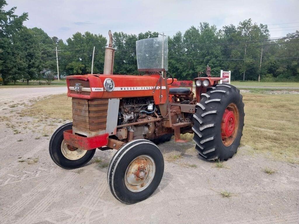 Image of Massey Ferguson 175 Primary image