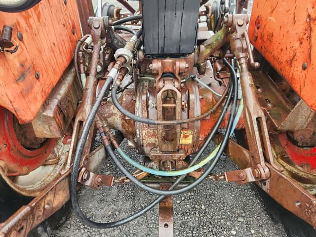 Image of Massey Ferguson 175 equipment image 4