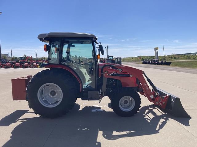 Image of Massey Ferguson 1759 equipment image 4