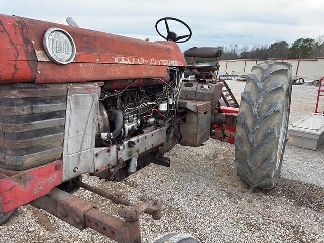 Image of Massey Ferguson 180 equipment image 4