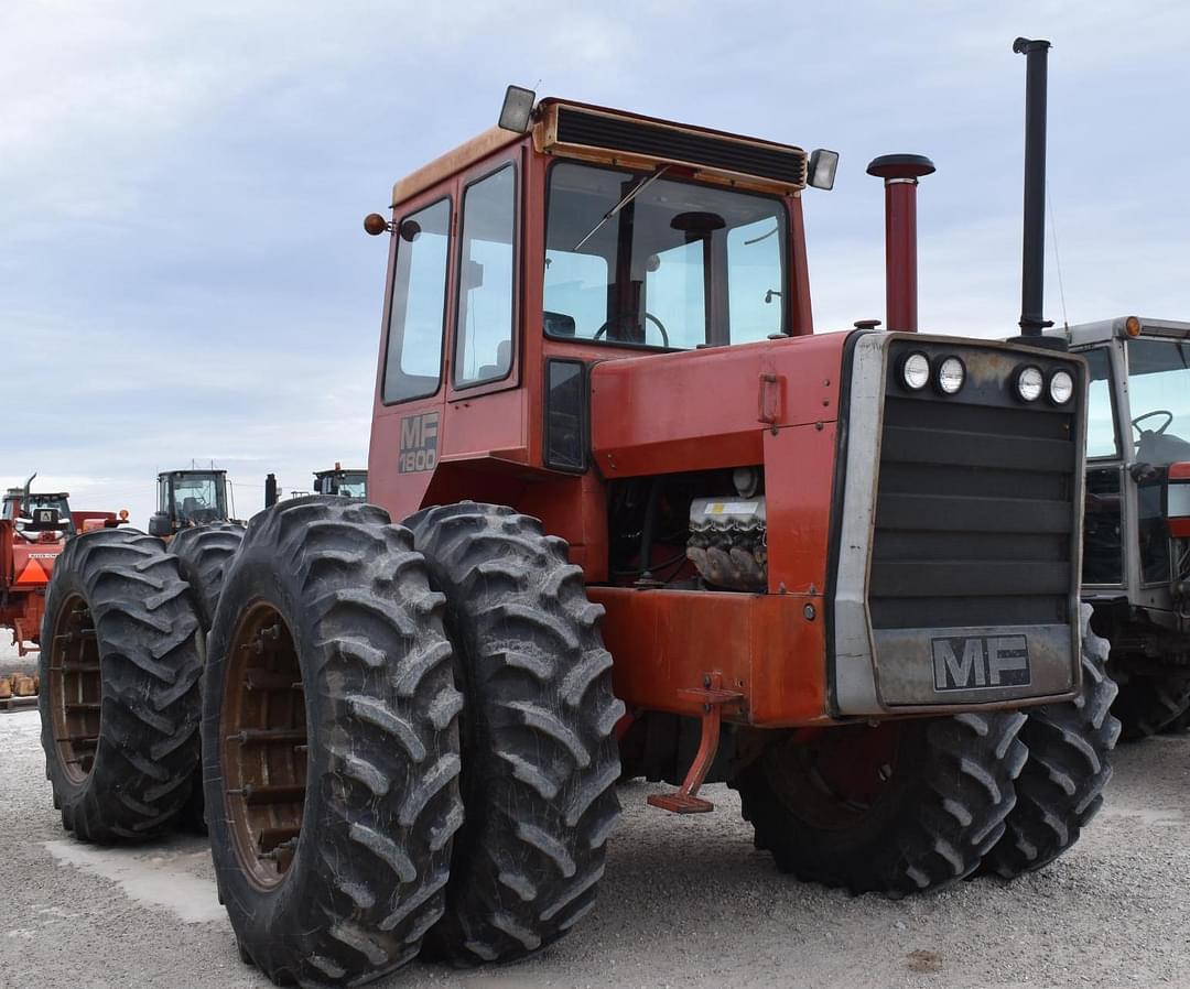 Image of Massey Ferguson 1800 Primary image