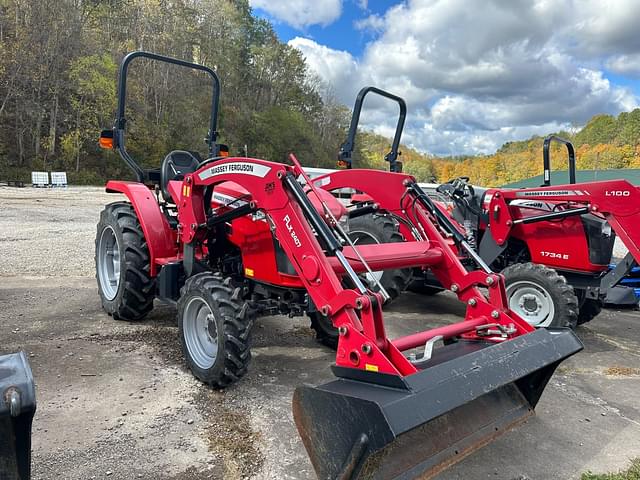 Image of Massey Ferguson 1835E equipment image 2