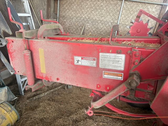 Image of Massey Ferguson 1837 equipment image 3