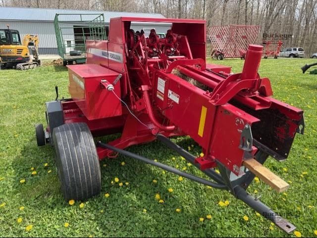 Image of Massey Ferguson 1839 equipment image 3