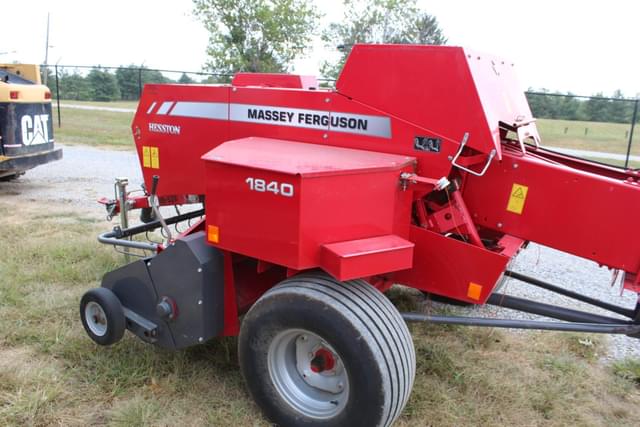 Image of Massey Ferguson 1840 equipment image 4