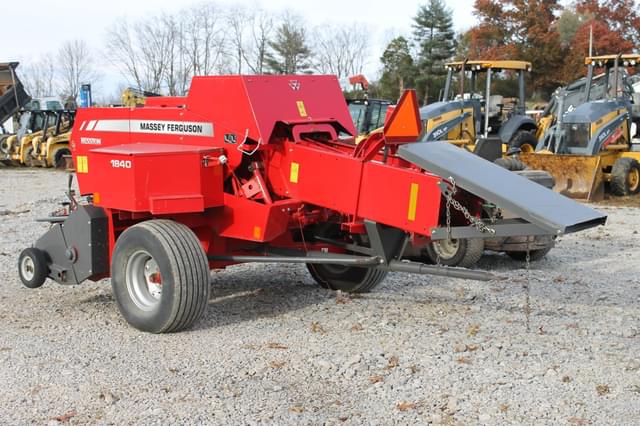 Image of Massey Ferguson 1840 equipment image 2