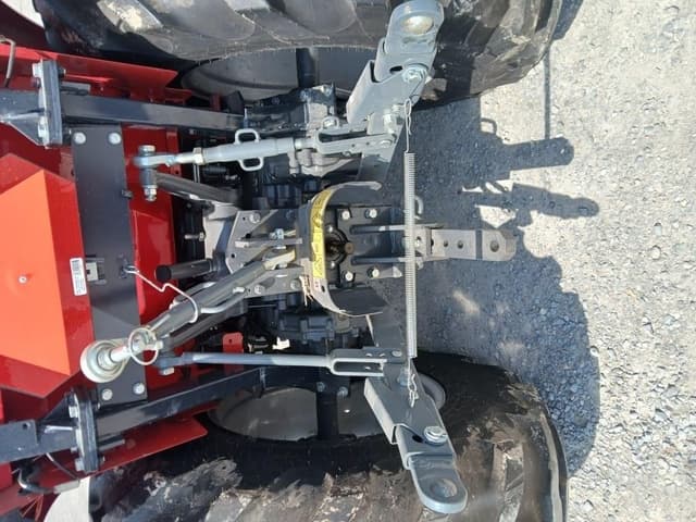 Image of Massey Ferguson 1840M equipment image 3