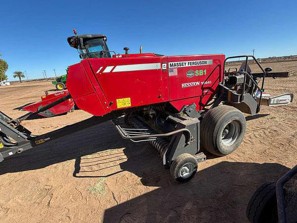 Image of Massey Ferguson 1844S equipment image 4