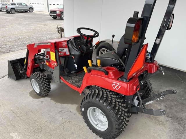 Image of Massey Ferguson 1GC.23 equipment image 3