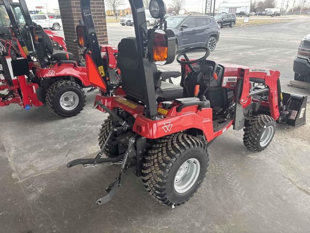 Image of Massey Ferguson 1GC.25 equipment image 4