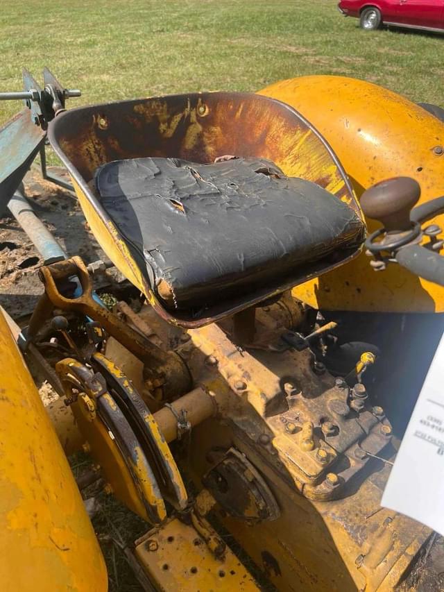 Image of Massey Ferguson 20 equipment image 4