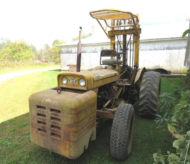 Image of Massey Ferguson 202 equipment image 1