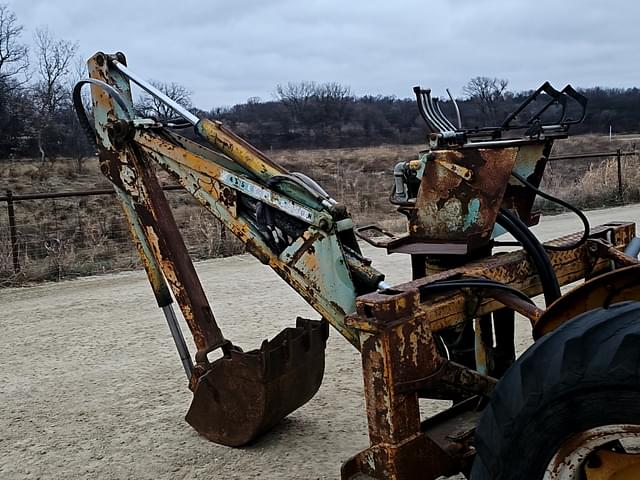 Image of Massey Ferguson 202 equipment image 3