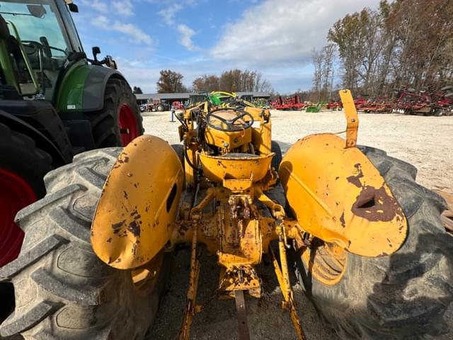 Image of Massey Ferguson 202 equipment image 3