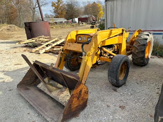Image of Massey Ferguson 202 equipment image 2