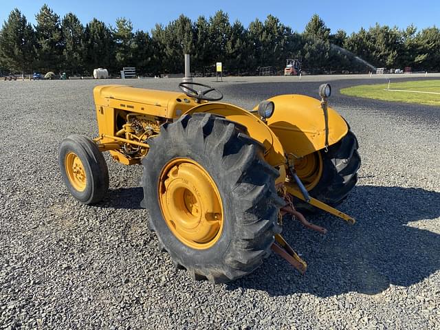 Image of Massey Ferguson 204 equipment image 2