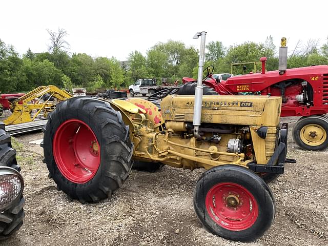 Image of Massey Ferguson 2135 equipment image 3