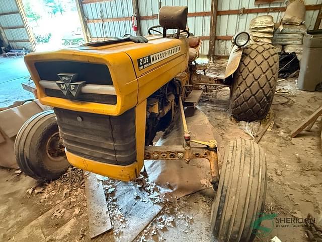 Image of Massey Ferguson 2135 equipment image 4