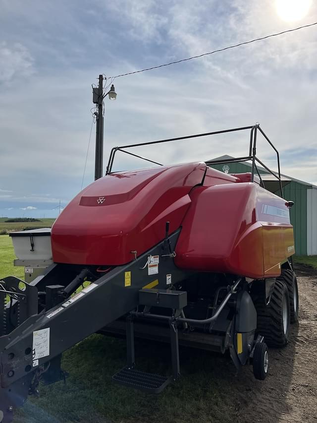 Image of Massey Ferguson 2170XD equipment image 2