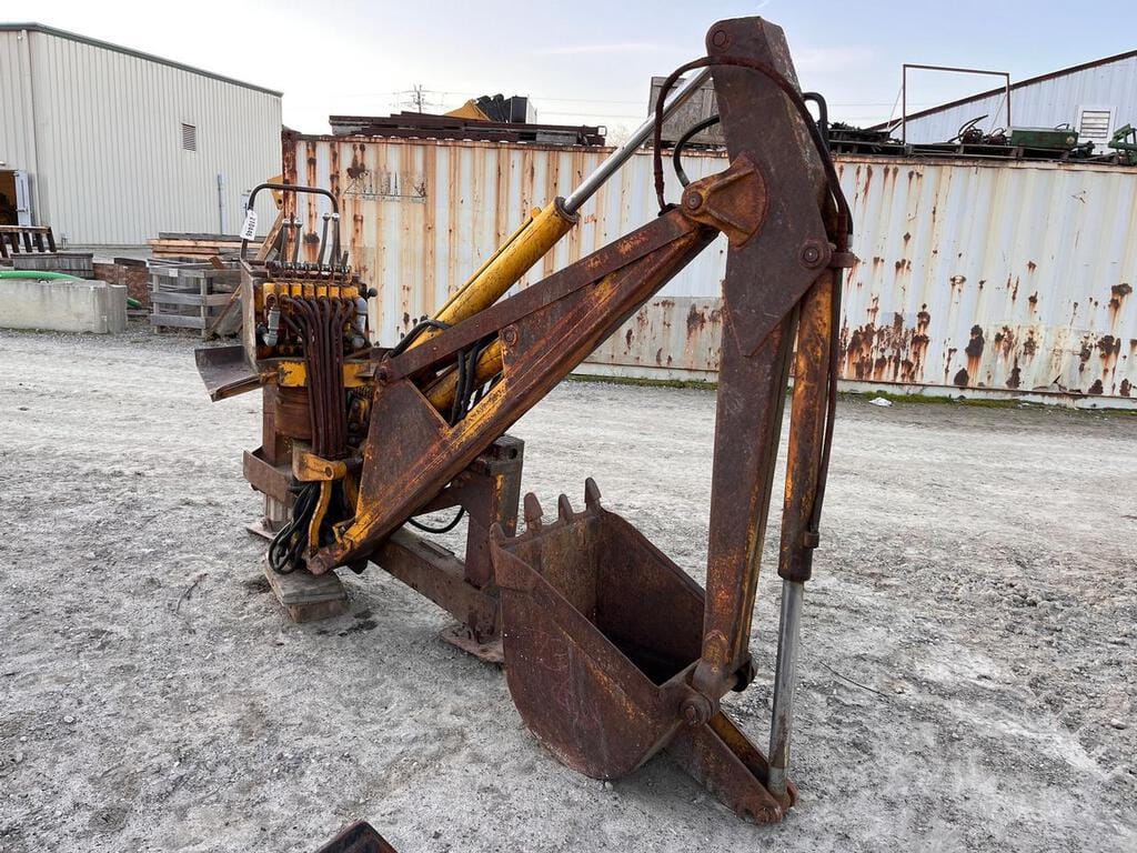 Main image Massey Ferguson 220