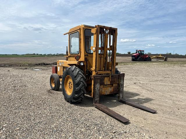 Image of Massey Ferguson 2200 equipment image 2