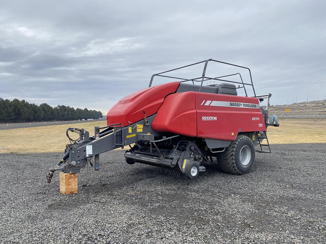 Image of Massey Ferguson 2270 Primary image