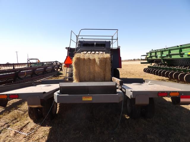 Image of Massey Ferguson 2270 equipment image 3