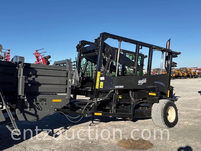 Image of Massey Ferguson 2270XD equipment image 3