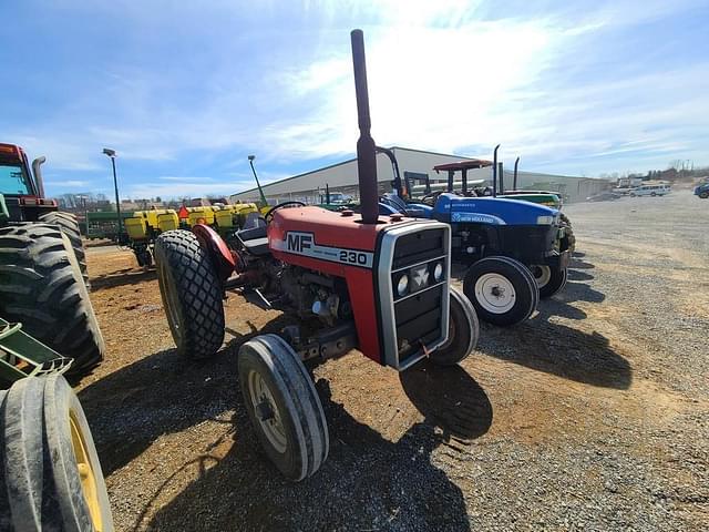 Image of Massey Ferguson 230 equipment image 1