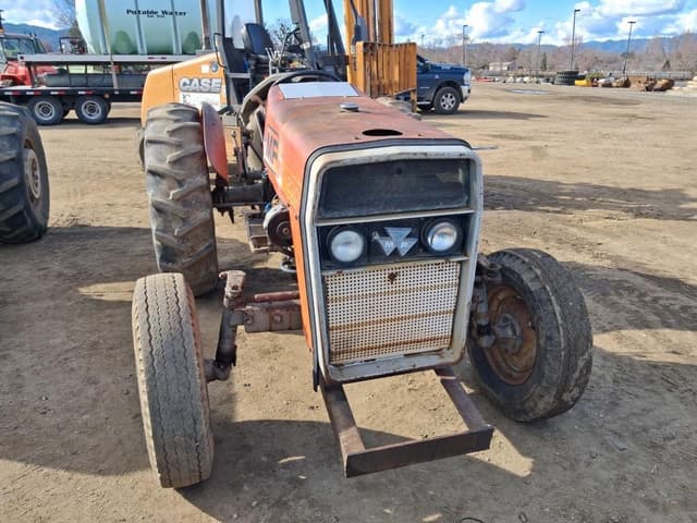 Image of Massey Ferguson 230 equipment image 2