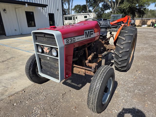 Image of Massey Ferguson 230 equipment image 1