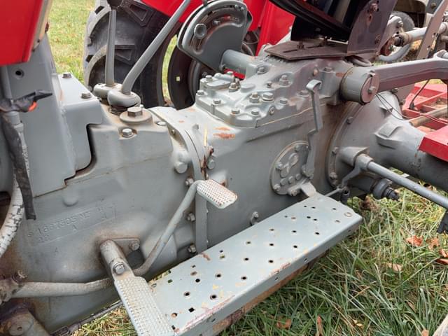 Image of Massey Ferguson 230 equipment image 4