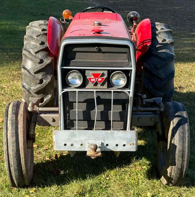 Image of Massey Ferguson 230 equipment image 3