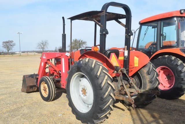 Image of Massey Ferguson 231 equipment image 1