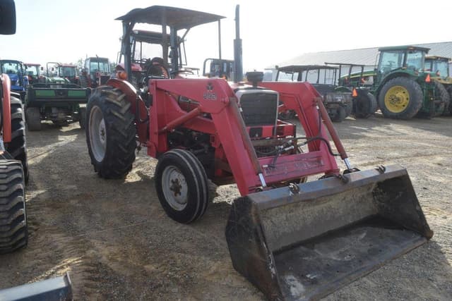 Image of Massey Ferguson 231 equipment image 3