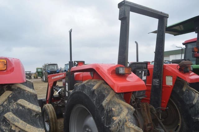 Image of Massey Ferguson 231 equipment image 1