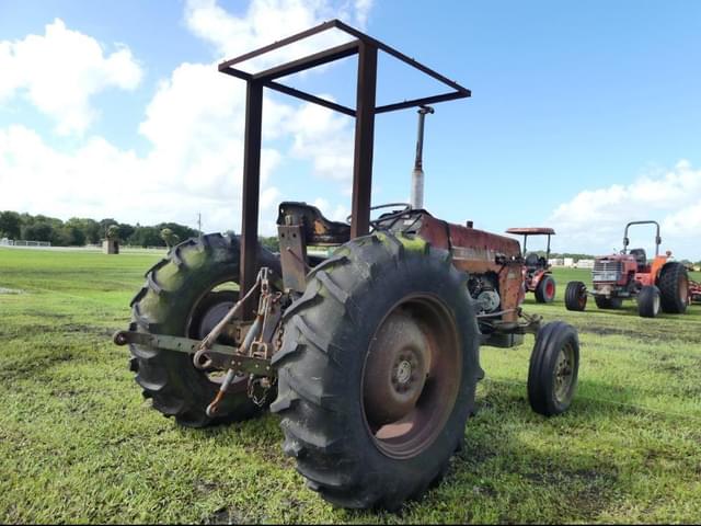 Image of Massey Ferguson 231 equipment image 2